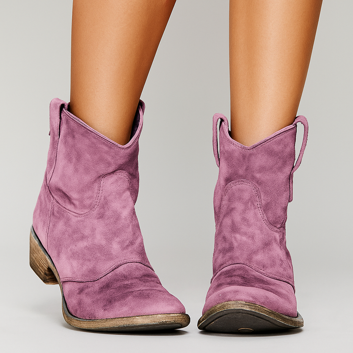 Lindholm Butik – tidlösa stövletter